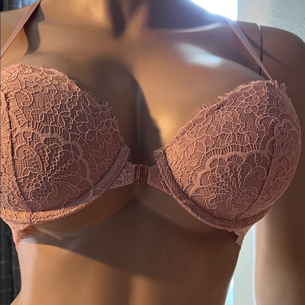 Victoria's Secret Lace Lined Demi Bra S36B